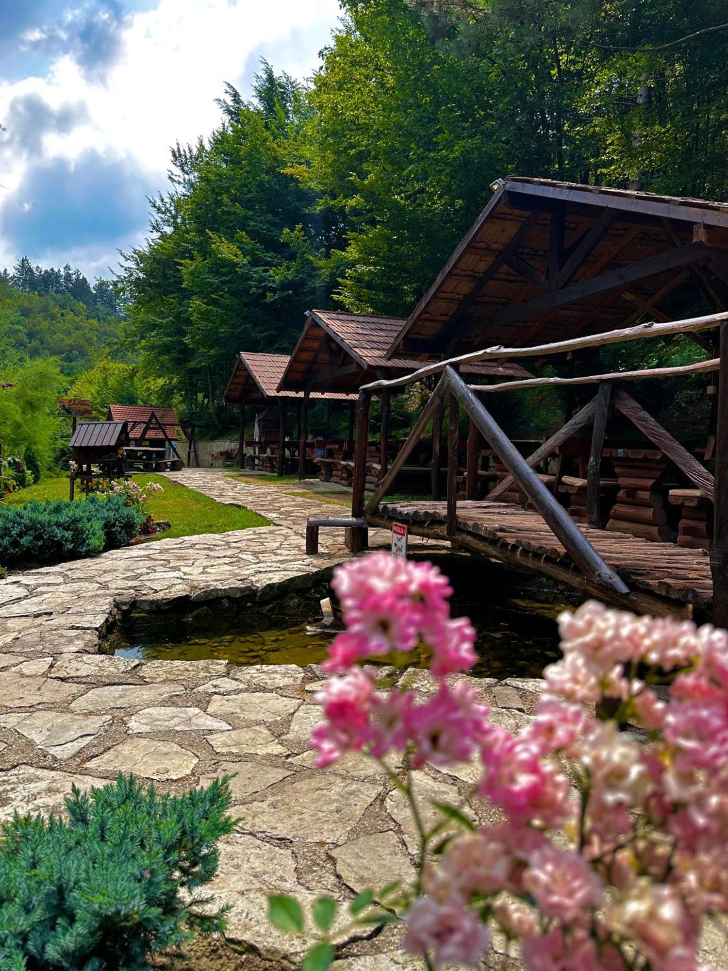 Motel Stovrela Cazin Bagian luar foto