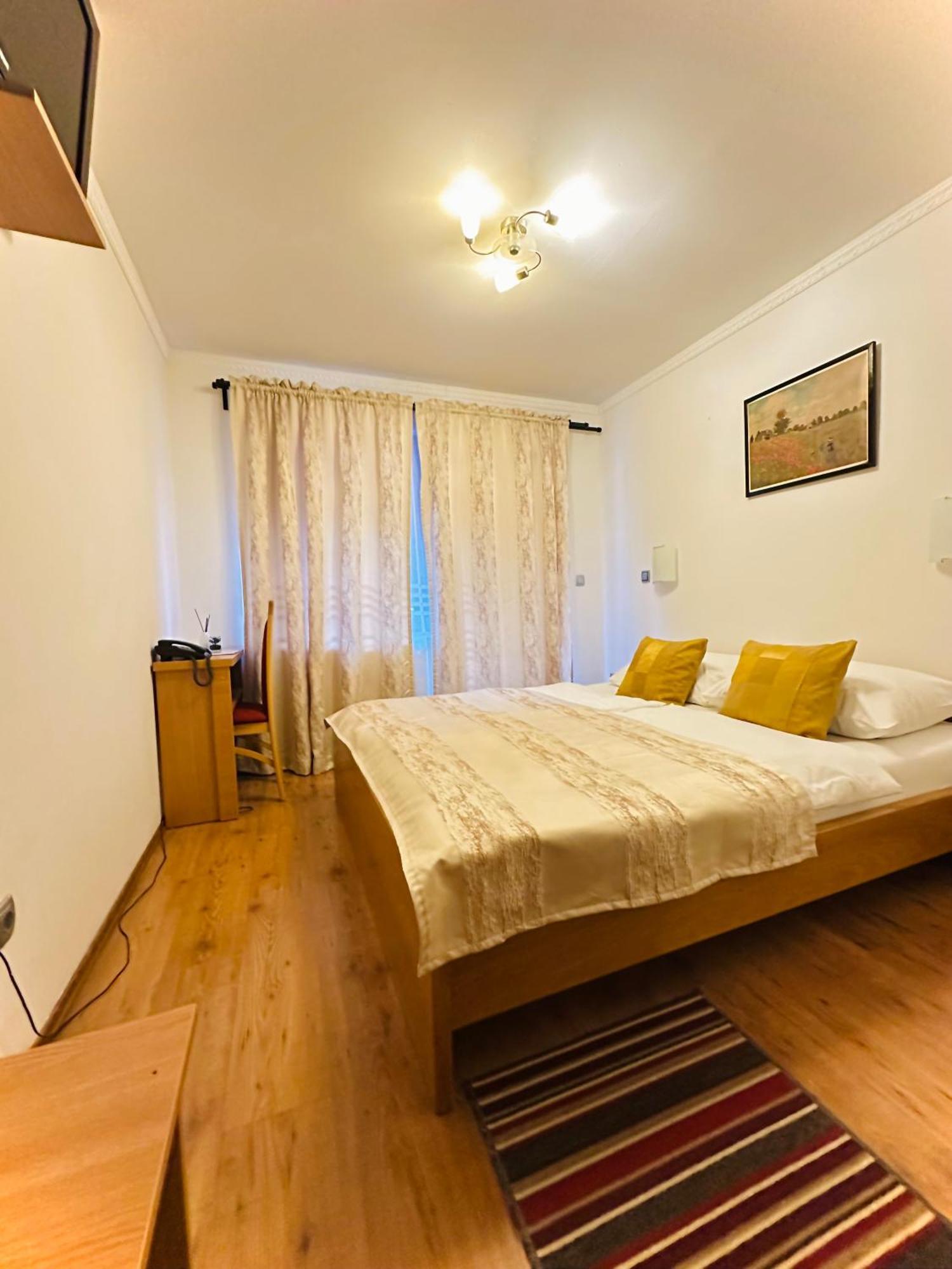 Motel Stovrela Cazin Bagian luar foto